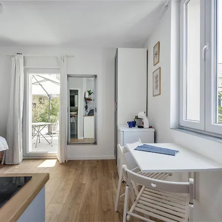 Yucca, 2-min To The And 5 To Apartament *