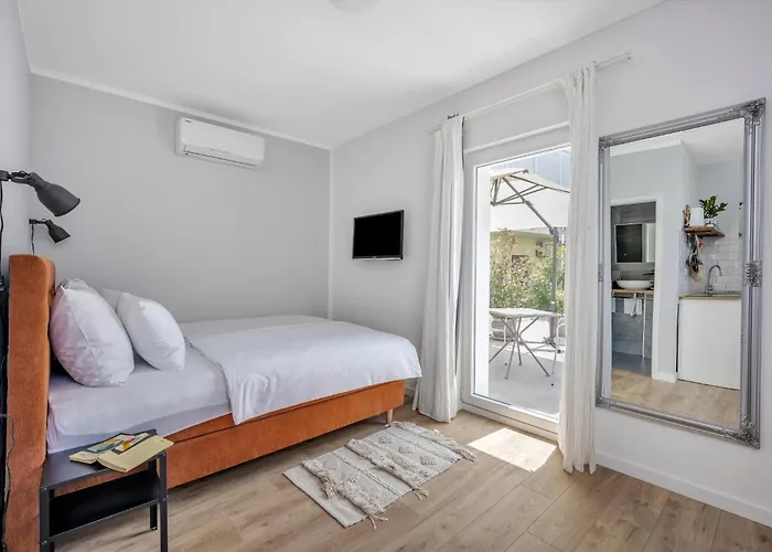 Yucca, 2-min To The And 5 To Διαμέρισμα Τρογκίρ