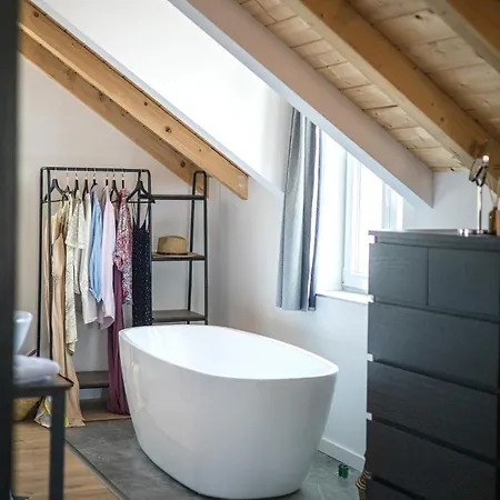 Yucca, 2-min To The And 5 To Trogir